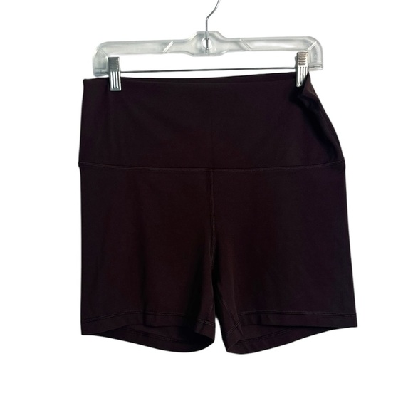 Aritzia TnaBUTTER Cheeky Hi-Rise 5" Short Brown Size XL - Picture 1 of 7